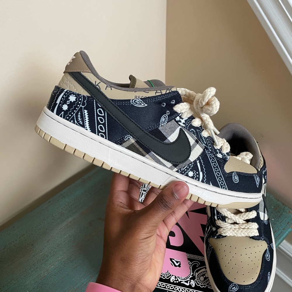 TRAVIS SCOTT SB DUNK LOW (special box)